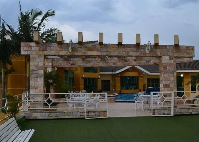 Barbur Plaza Hotel